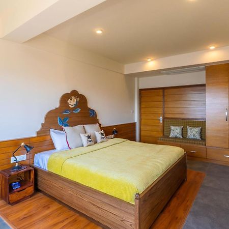Stayvista At Nook - Elysium Estate 2 Bedroom Cottage With Hill View, Lawn Shimla Exterior foto