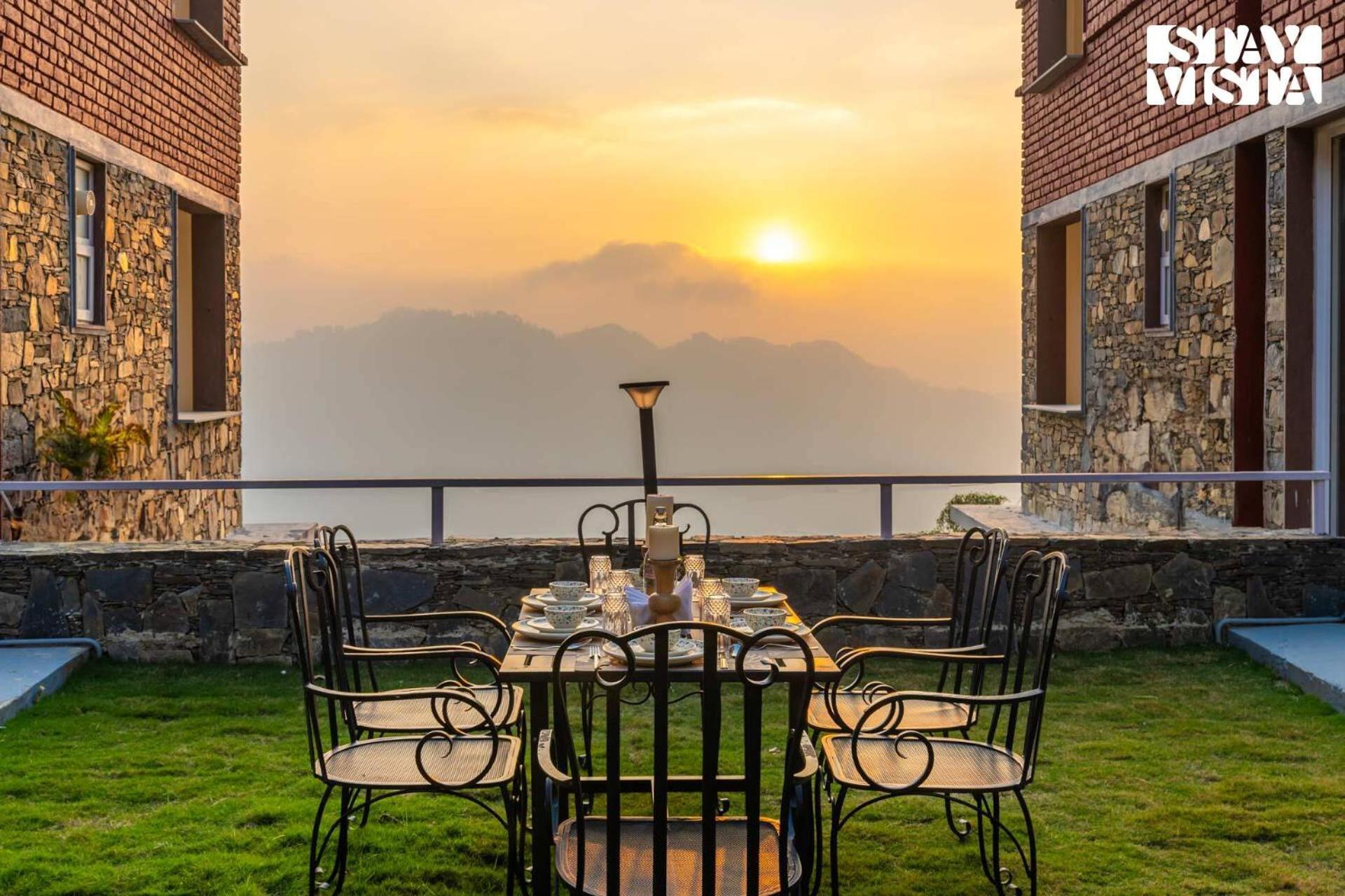 Stayvista At Nook - Elysium Estate 2 Bedroom Cottage With Hill View, Lawn Shimla Exterior foto